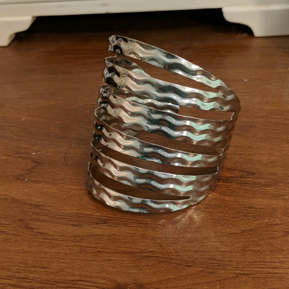 Chunky silver bracelet
